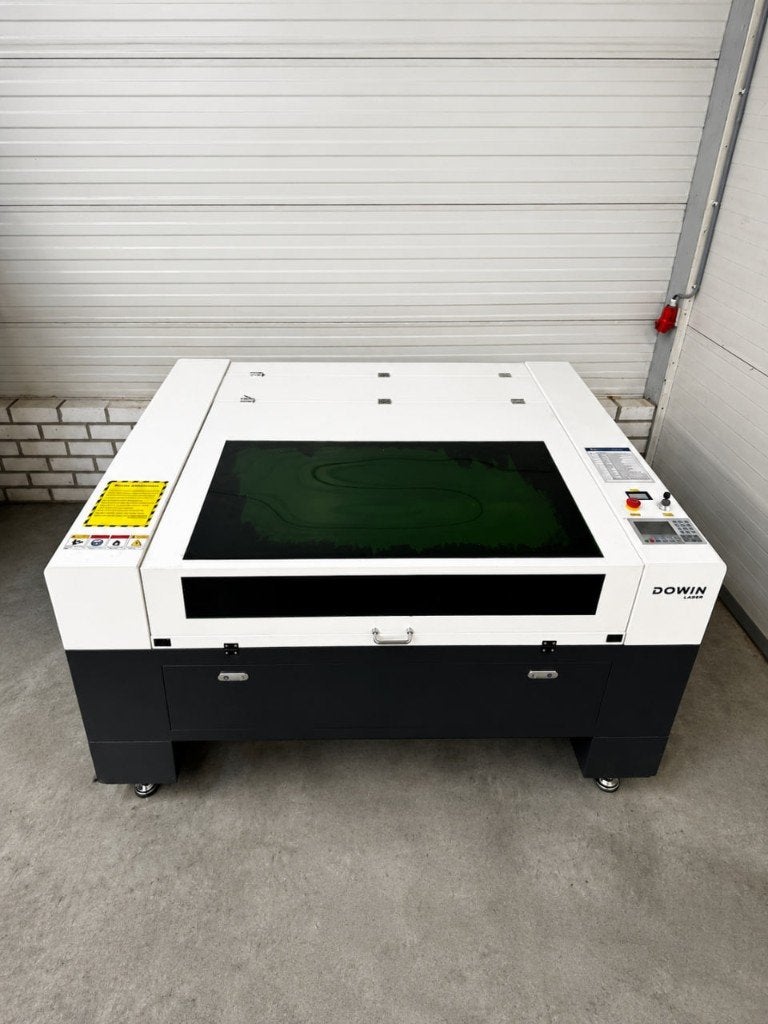 DOWIN CO₂ Lasergraveer- en Snijmachine Compleet met CW-5200, Hobby en Vrije tijd, Overige Hobby en Vrije tijd, Ophalen of Verzenden