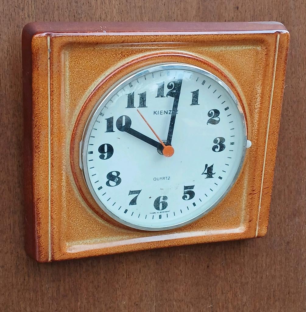 Vintage Kienzle Wandklok - West-Duits Aardewerk Jaren '70, Ophalen of Verzenden