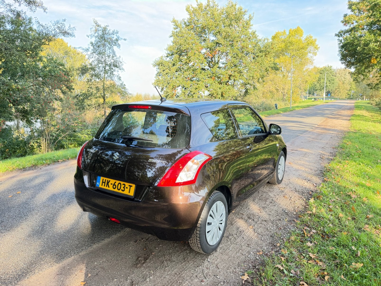 Suzuki Swift 1.2 3D 2015 Bruin, Auto's, Voorwielaandrijving, 4 cilinders, Bruin, Alcantara