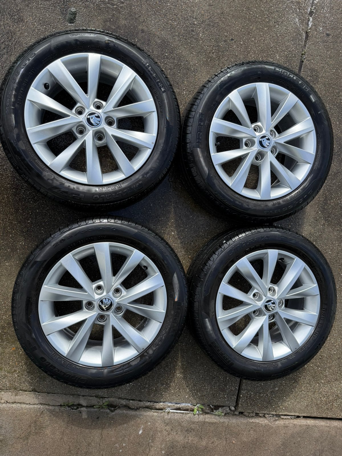 Skoda octavia A7 205/55 R16 Zomerbanden, Ophalen, Gebruikt, 16 inch, Banden en Velgen