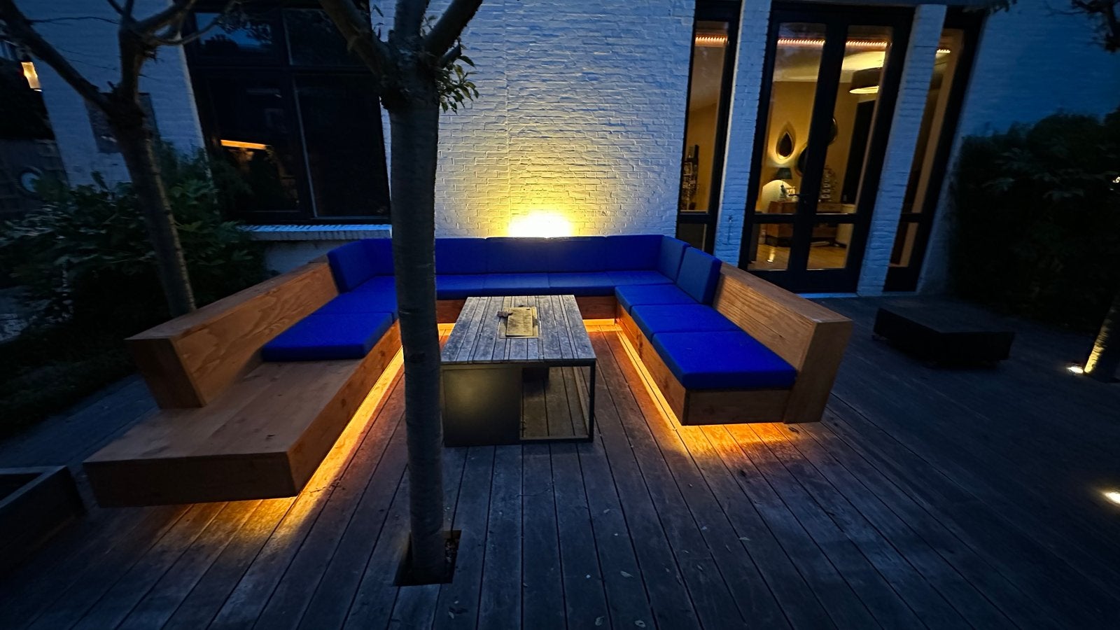 Houten loungeset met kussens. (Zonder salontafel), Ophalen, Gebruikt, Meer dan 8 zitplaatsen, Loungeset