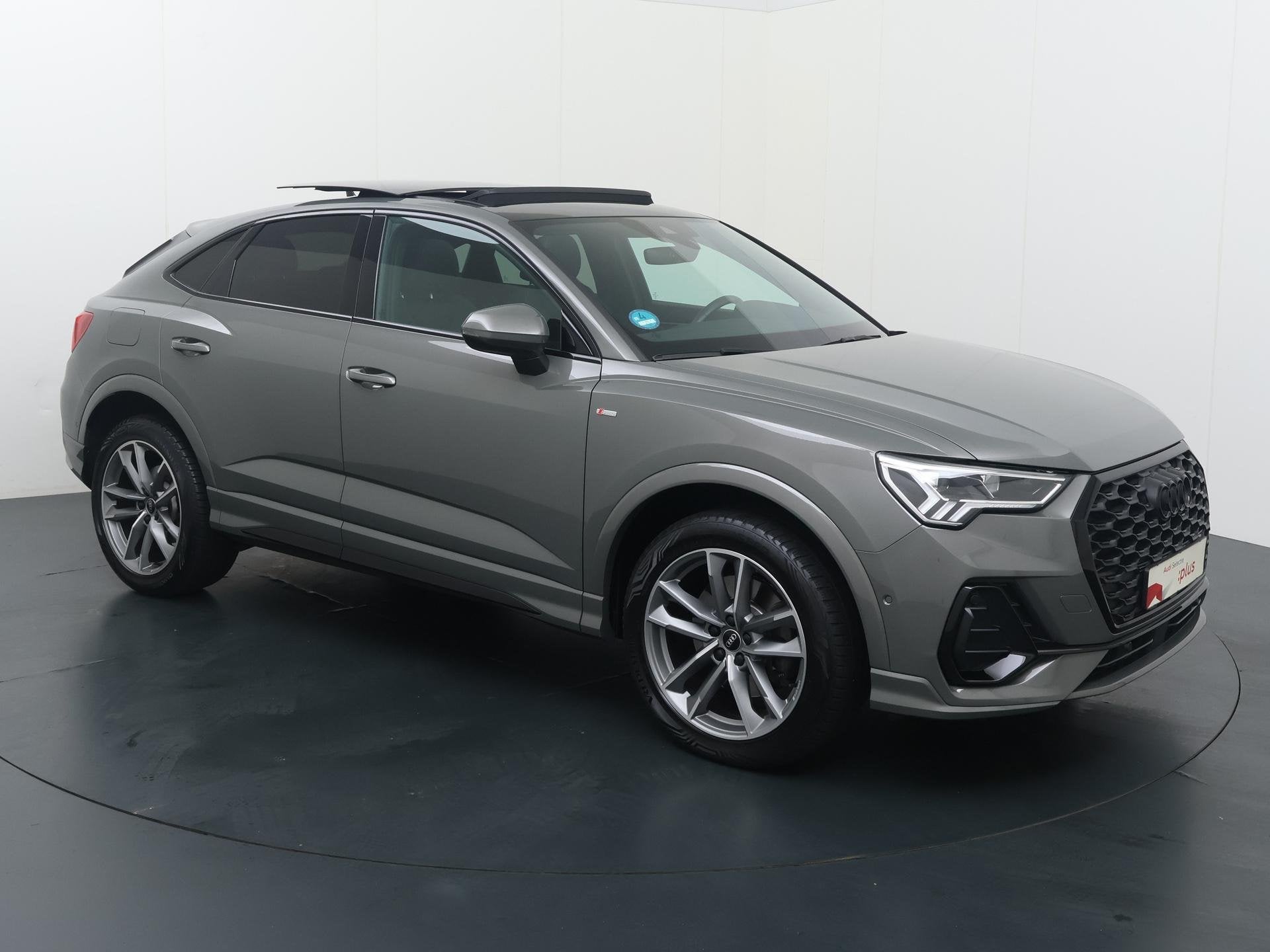 Audi Q3 Sportback 45 TFSI e S Edition | 245 PK | SoH 94% | A, Auto's, Gebruikt, Met garantie (alle), Verwarmde buitenspiegels