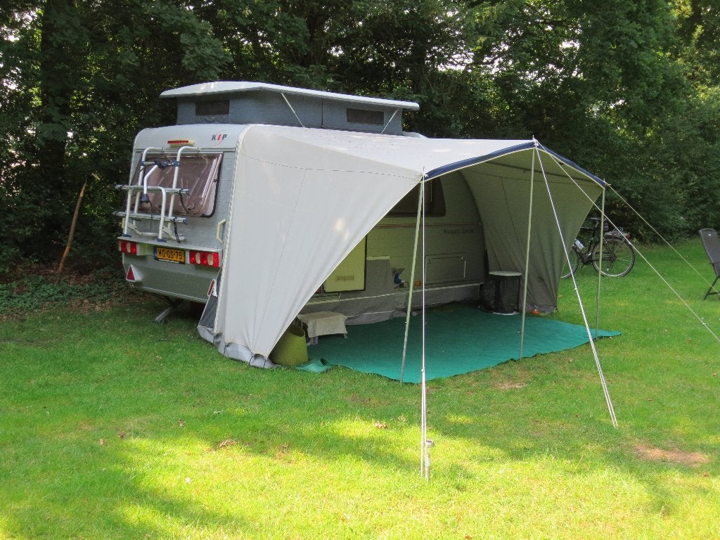Caravan Kip Kompakt Special 37 vario top, Caravans en Kamperen, Caravans, Standaardzit, Tot en met 3, Particulier, Lengtebed