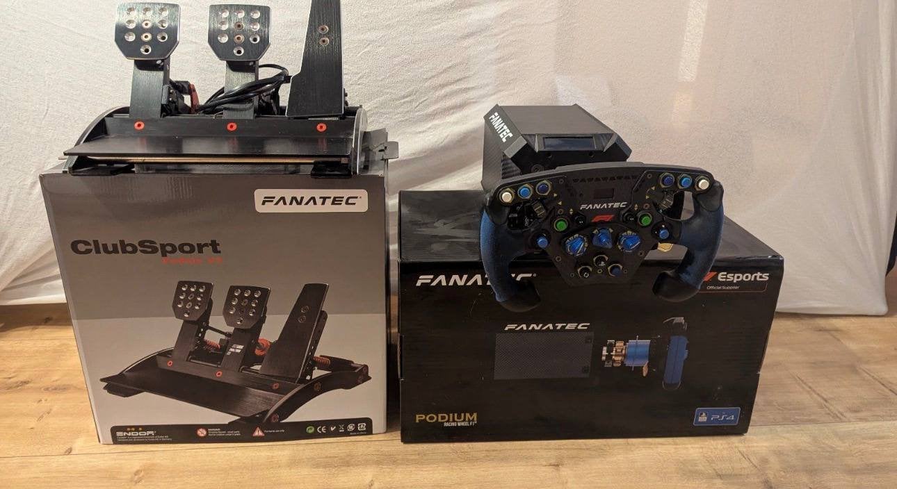 Fanatec Podium Racing Wheel F1 + Fanatec ClubSport Pedals V3, Computers en Software, Ophalen of Verzenden, Zo goed als nieuw