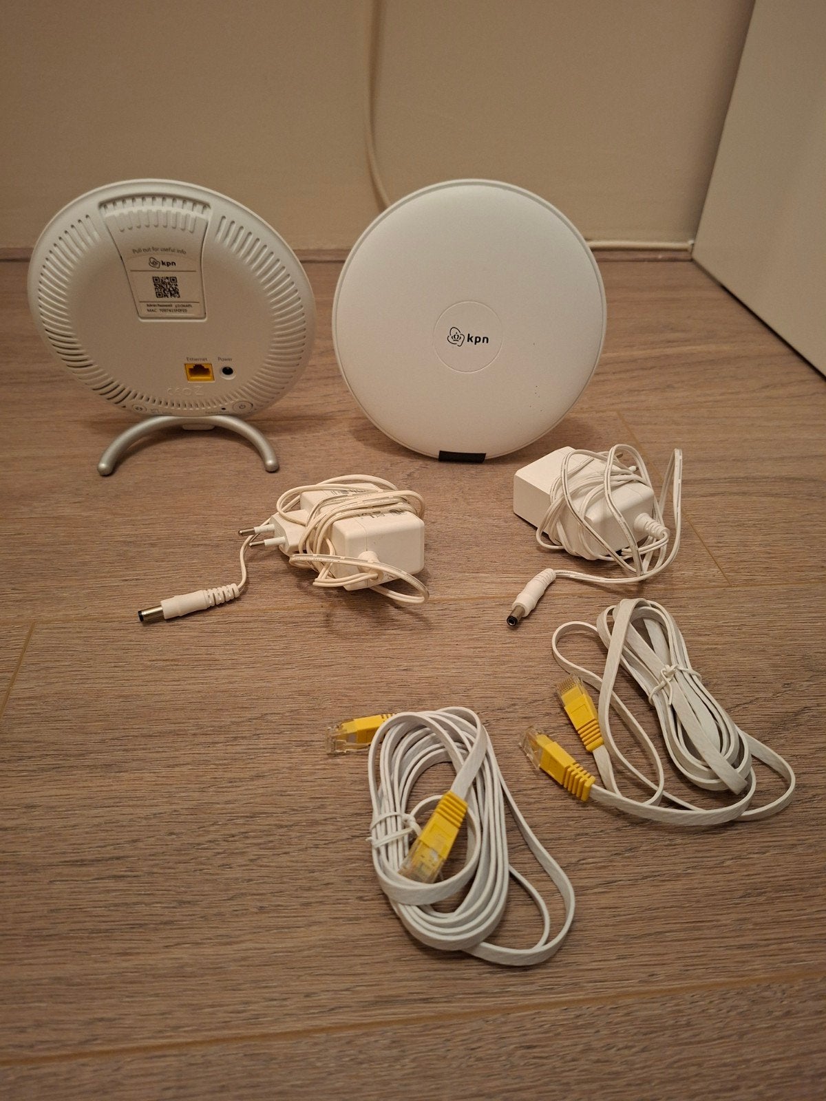 KPN superWifi punt. ( 2 stuks), Ophalen of Verzenden, Zo goed als nieuw