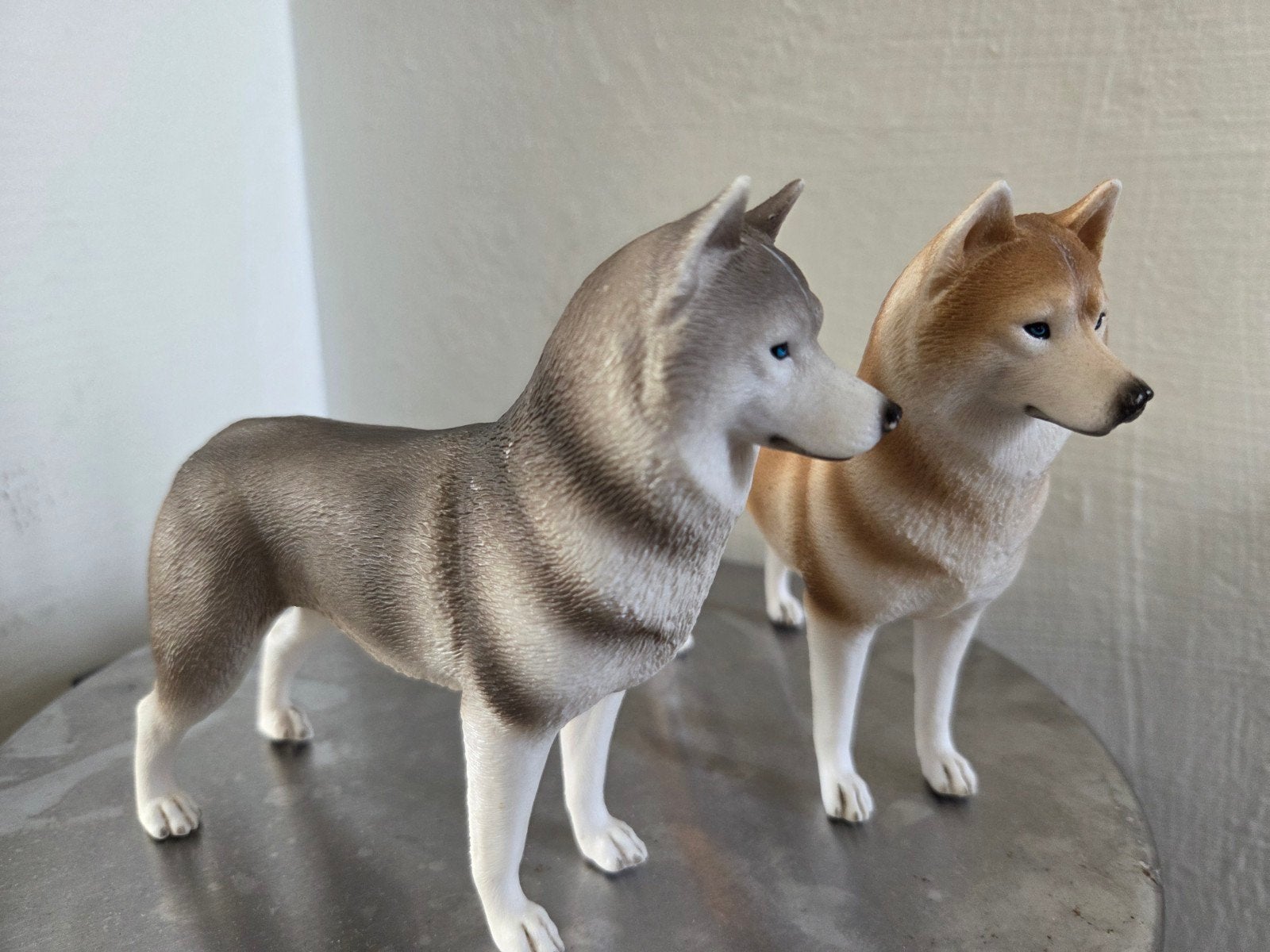 Set van 2 Husky beeldjes, Ophalen of Verzenden, Zo goed als nieuw, Hond of Kat, Beeldje of Figuurtje