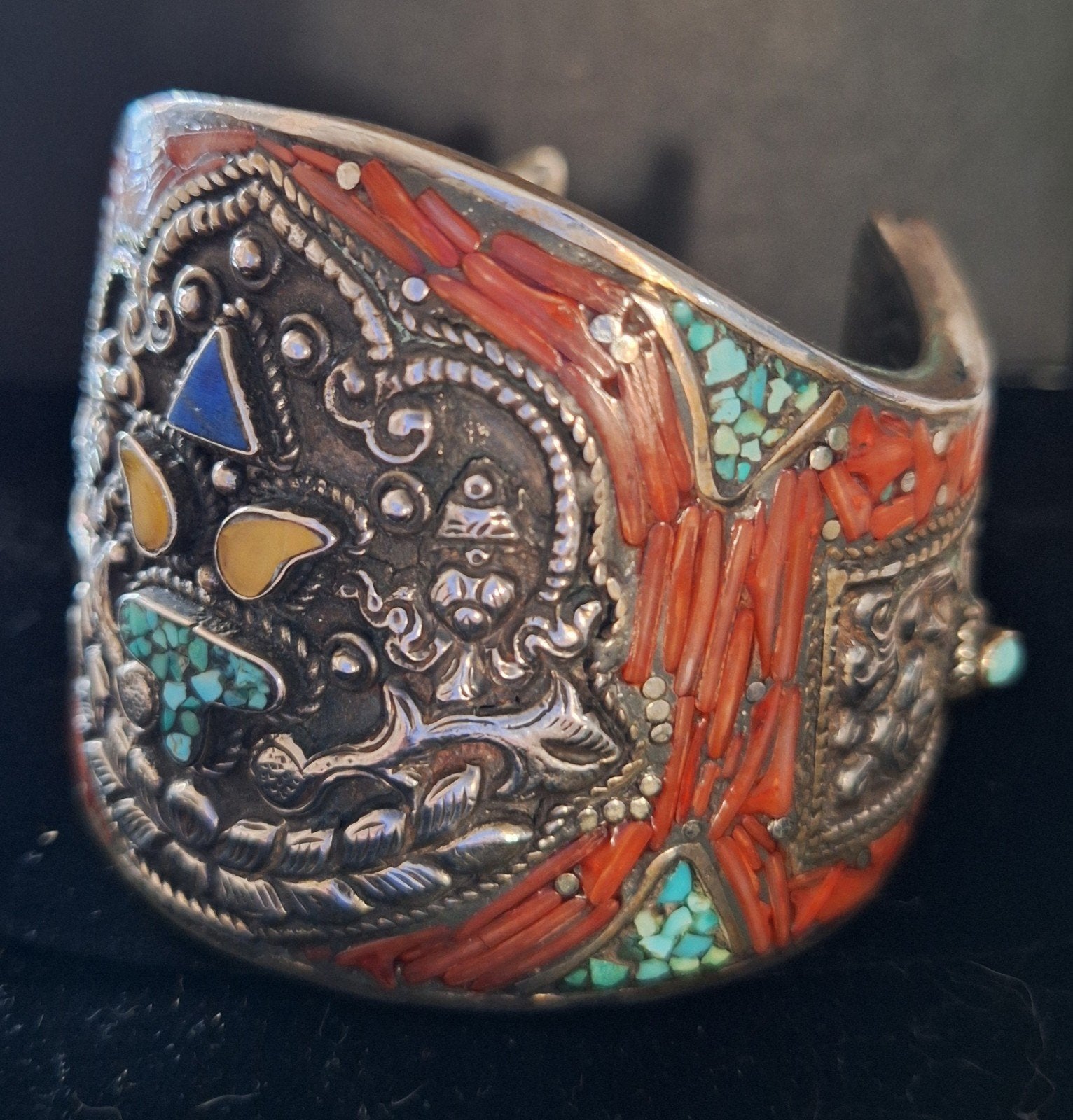 Unieke verzilverdeTibetaanse armband met koraal en turkoois, Sieraden, Tassen en Uiterlijk, Overige materialen, Ophalen of Verzenden