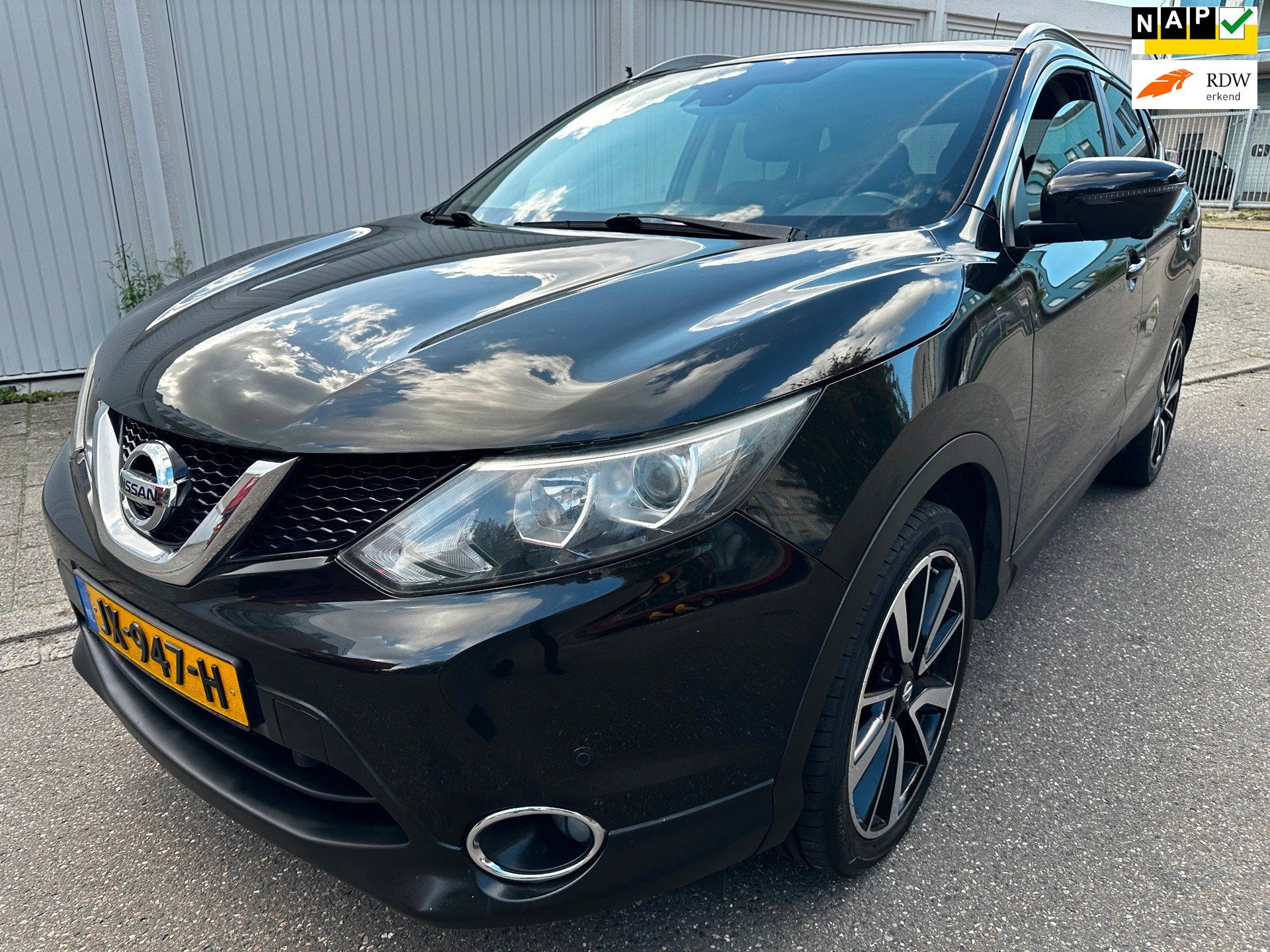 Nissan Qashqai 1.2 N-Connecta, Voorwielaandrijving, Gebruikt, Euro 6, 4 cilinders