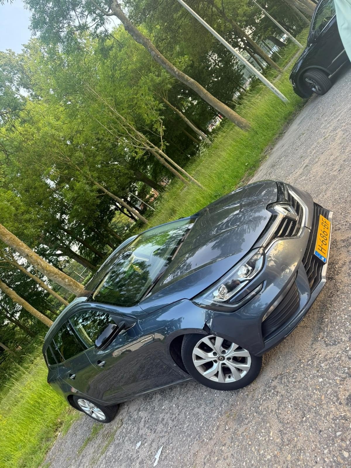 Foto 6 van Renault Mégane 1.3 Energy TCe 115pk 2020 Grijs