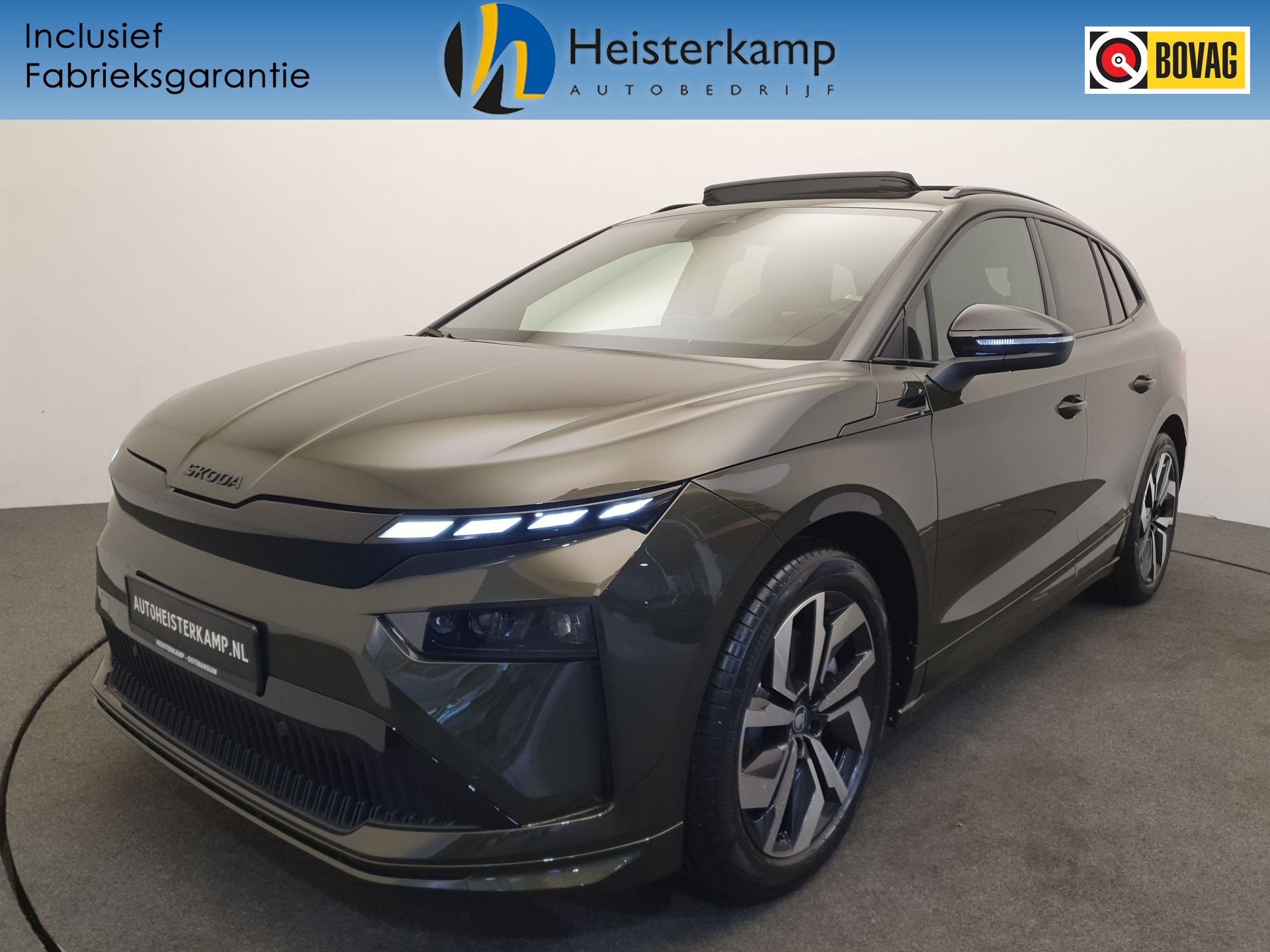 Skoda Enyaq 85 Sportline 82 kWh 286pk Wegklapbare trekhaak,, Auto's, Skoda, Automaat, 12 maanden, Achterwielaandrijving, Zwart