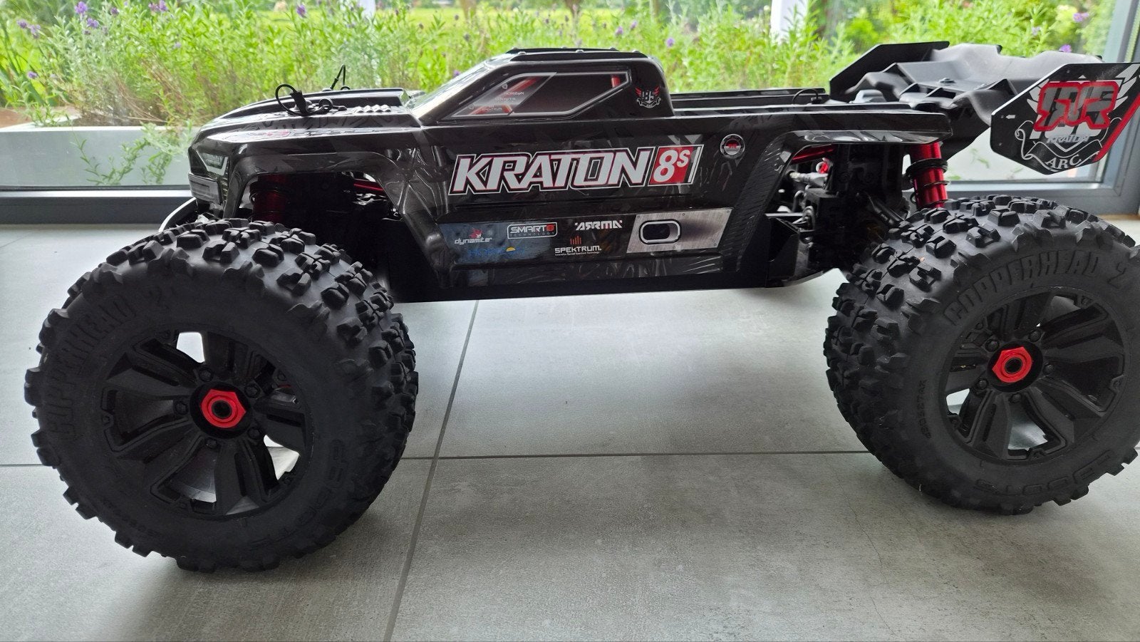 Arrma Kraton 8S met Castle Mamba XLX2 en veel extra's, Auto offroad, Zo goed als nieuw, RTR (Ready to Run), Schaal 1:8