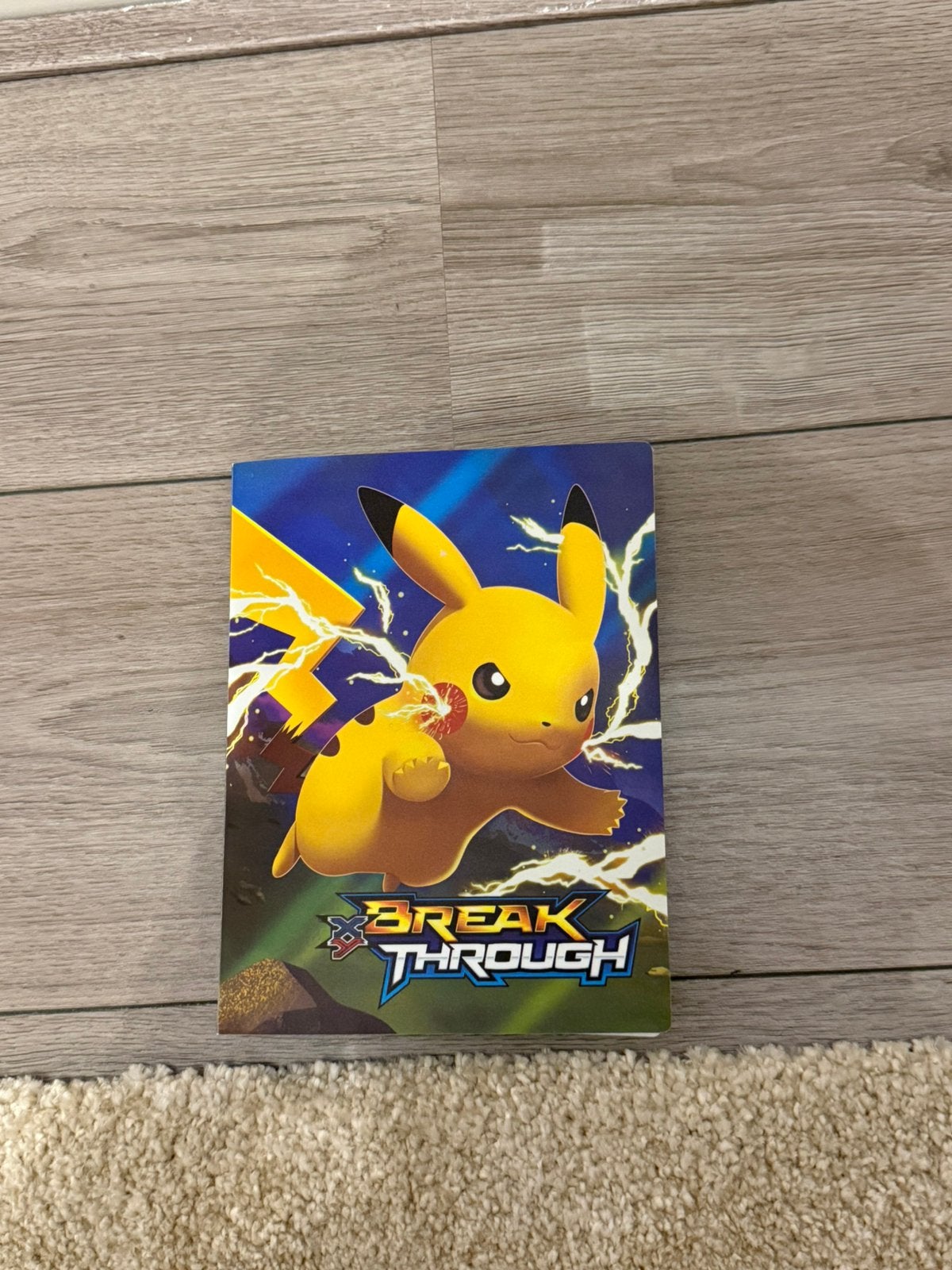 Hidden Fates - Pokémon - Base Set, Hobby en Vrije tijd, Verzamelkaartspellen | Pokémon, Ophalen of Verzenden, Zo goed als nieuw