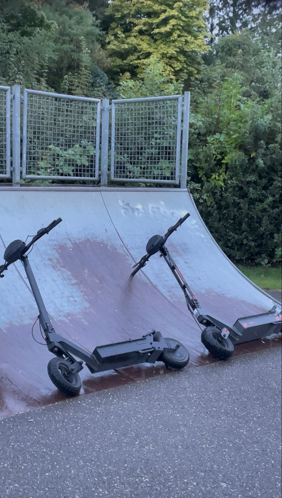 KUKRIN G2 TERUIL HET LIEFST TERUIL VOOR G2m, Ophalen, Zo goed als nieuw, Elektrische step (E-scooter)