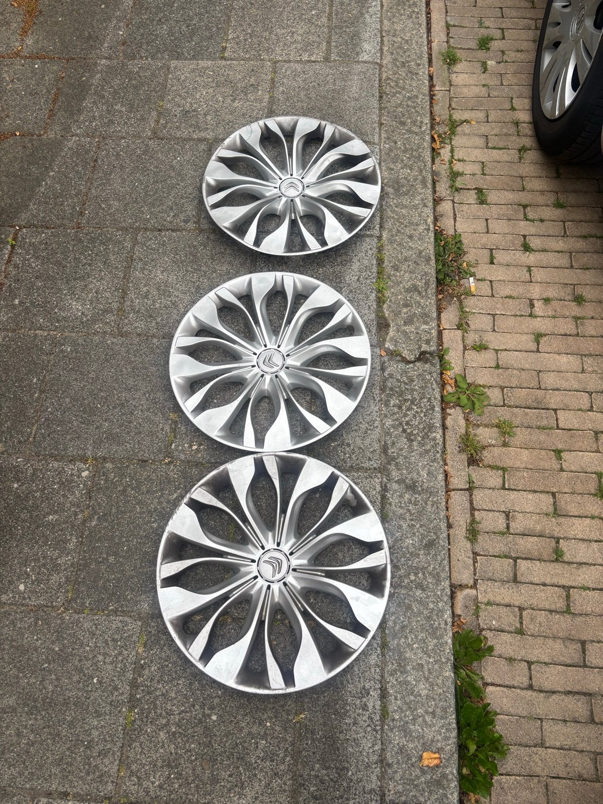 Set van 3 Citroën wieldoppen 16 inch- Gebruikt, Auto diversen, Wieldoppen, Ophalen of Verzenden, Gebruikt