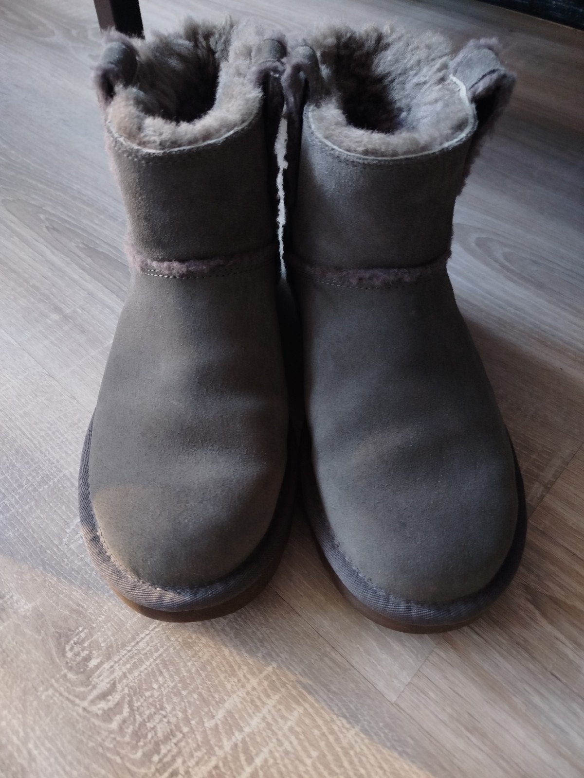 UGG laarsjes grijs maat 36/37, UGG, Lage of Enkellaarzen, Ophalen of Verzenden, Zo goed als nieuw
