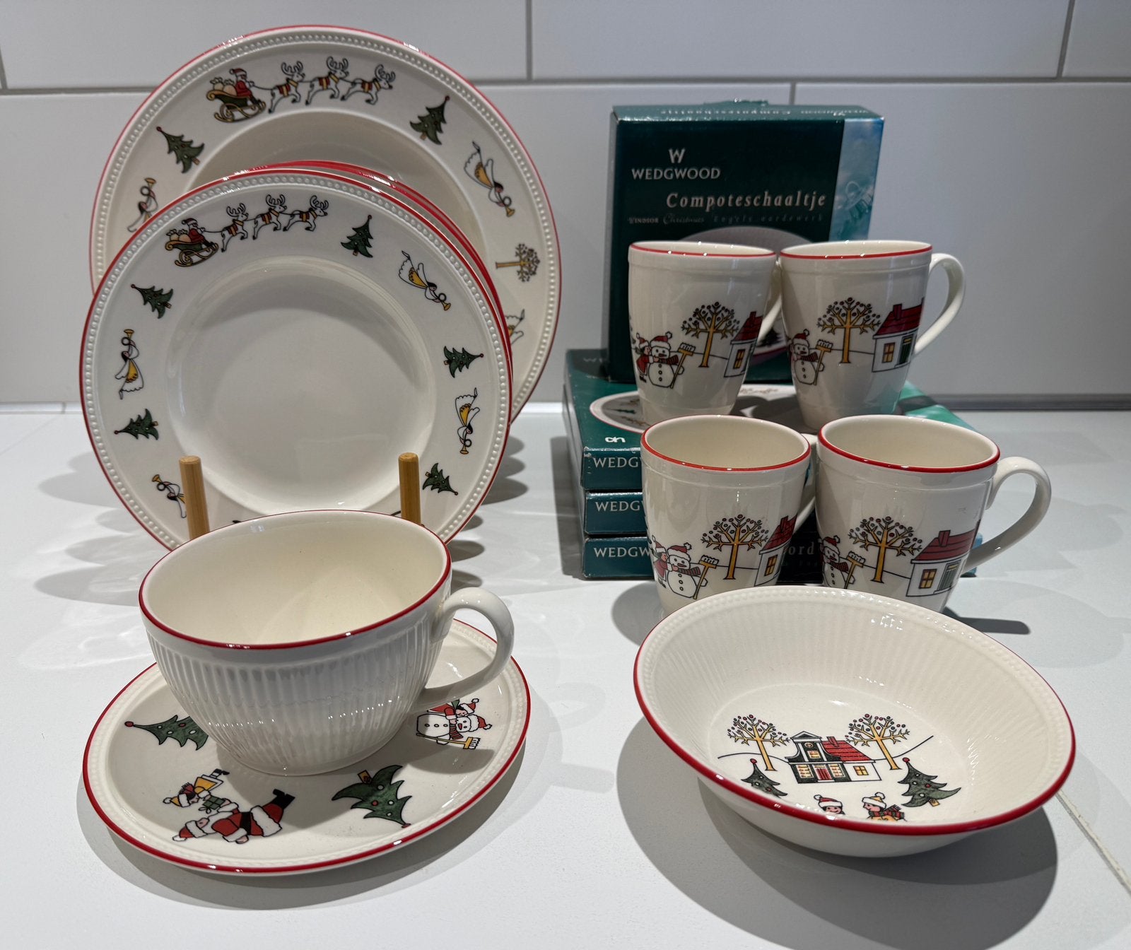 Wedgewood Windsor Christmas servies AH, Ophalen