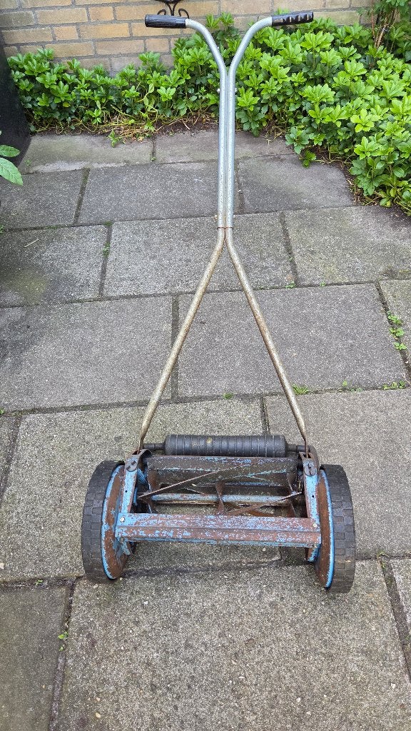 GRASMAAIER, Ophalen of Verzenden, Gebruikt, Handgrasmaaier