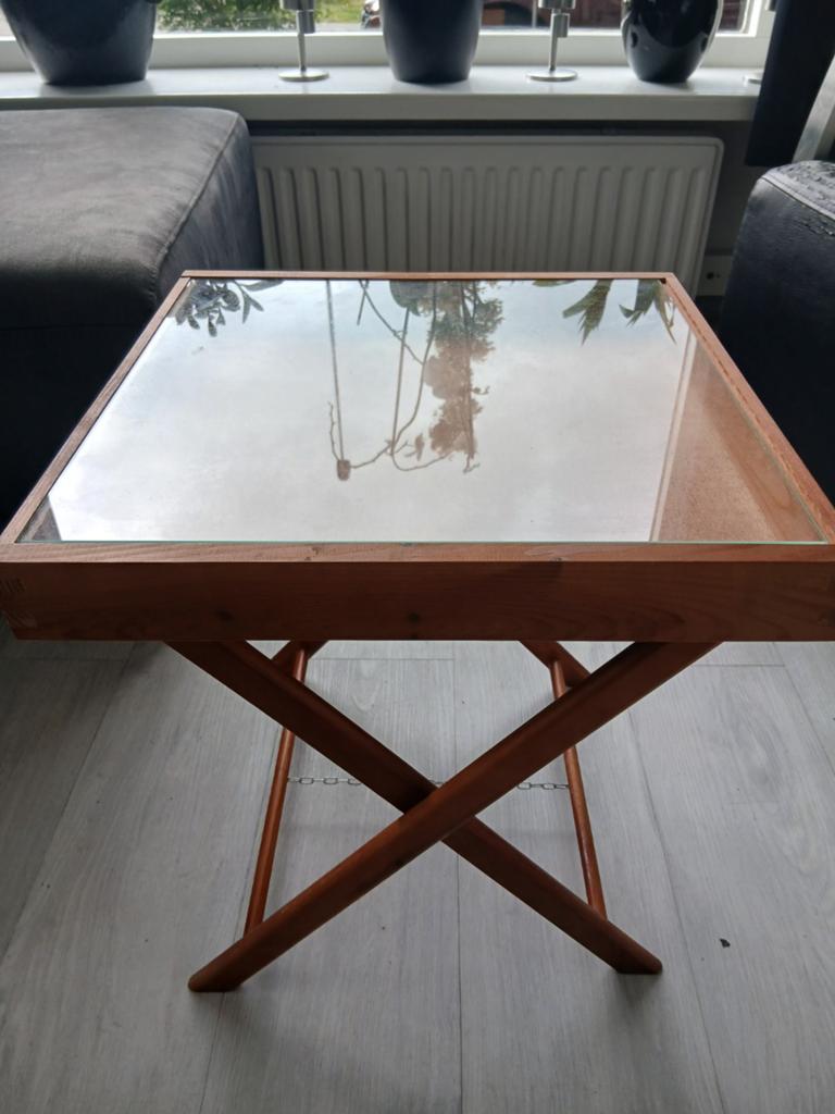 Houten tafeltje met glasplaat - 41x41x45 cm, Minder dan 55 cm, Vierkant, Nieuw, Hout