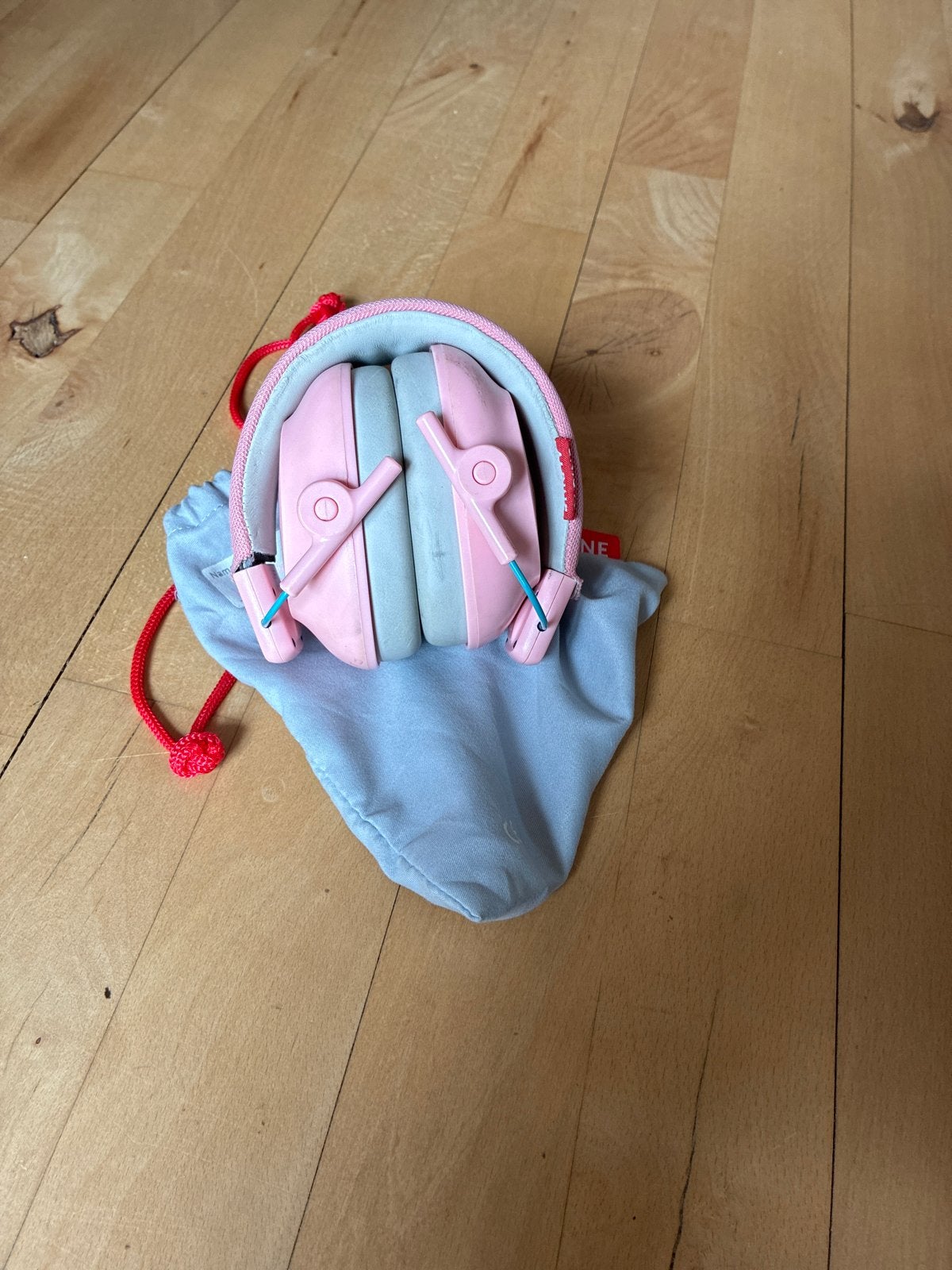 Roze kinder koptelefoon met draagtasje merk Alpine, Overige merken, Roze, On-ear, Ophalen of Verzenden