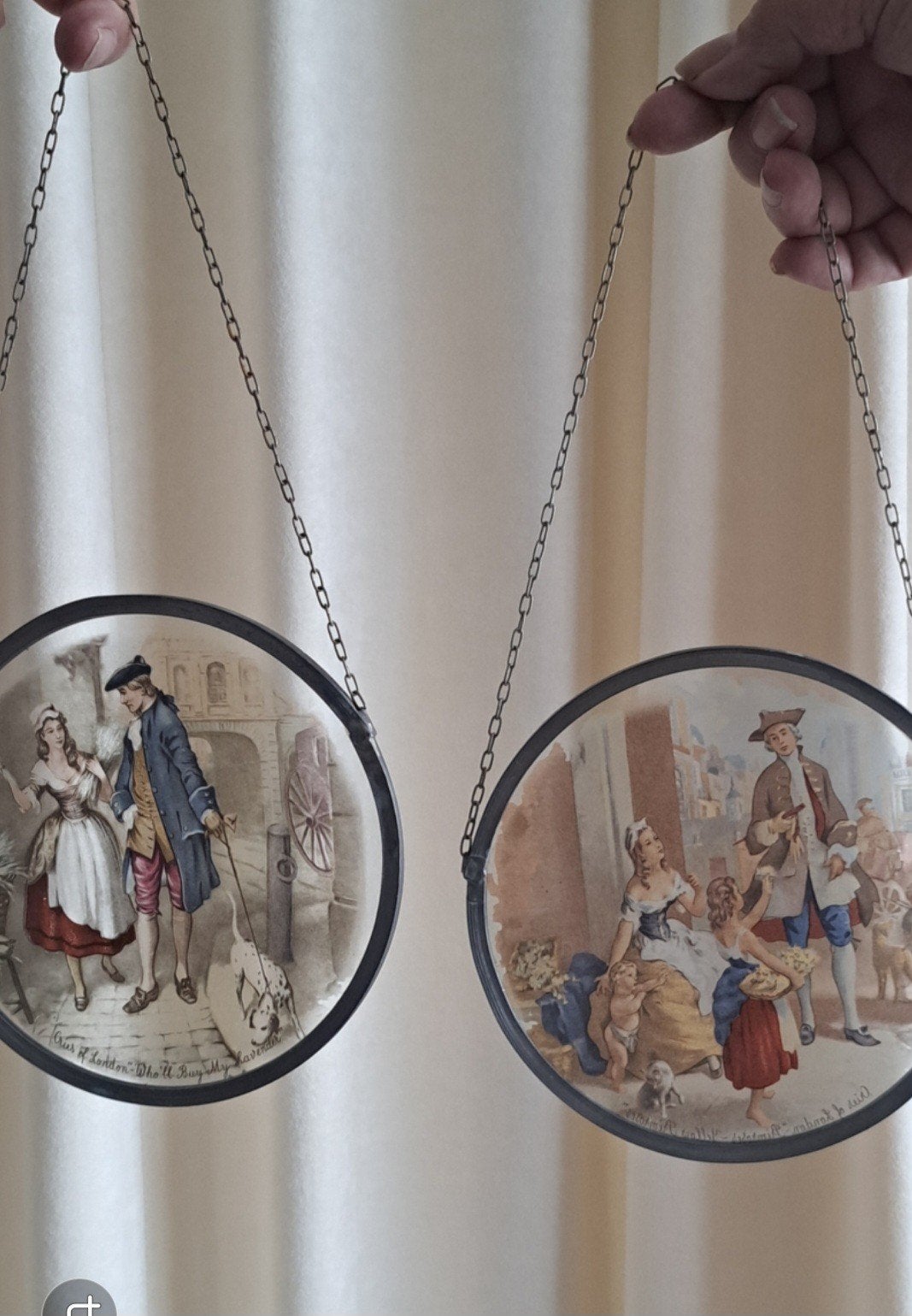 oude raam hangers 2 stuks crises of Londen, Ophalen of Verzenden, Zo goed als nieuw