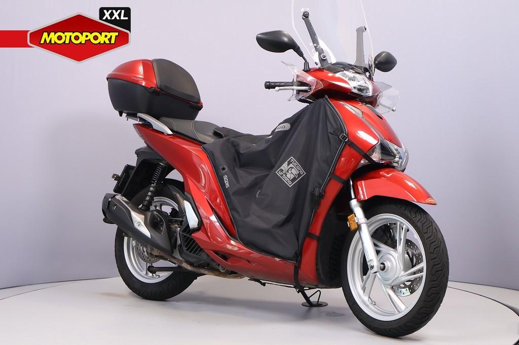 Honda SH 150 (bj 2017), Scooter, Honda Motor Europe Ltd, Bedrijf, Customer.service@honda-eu.com