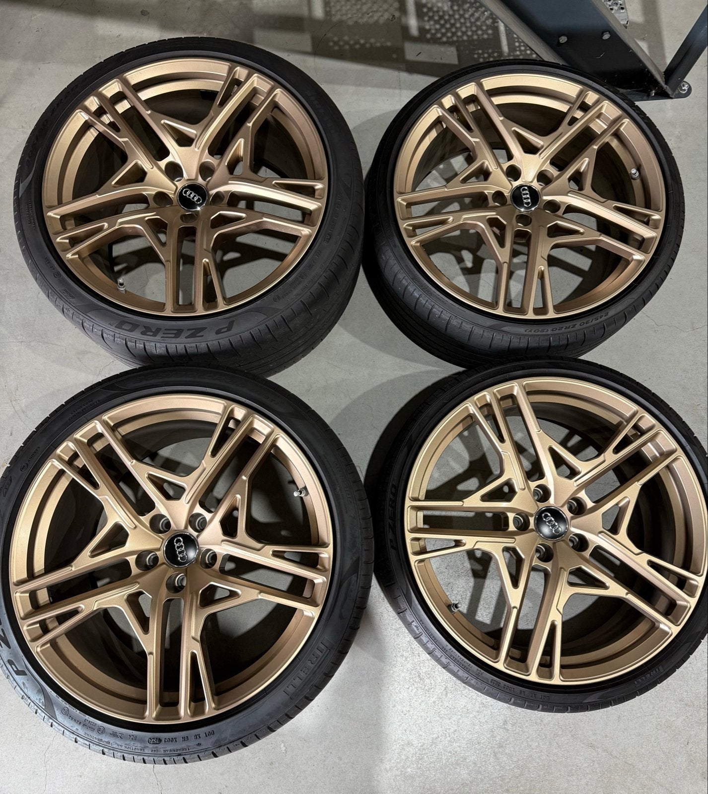 Originele Velgen 20 Inch Audi R8 Breedset, Ophalen, Gebruikt, Banden en Velgen, Personenwagen