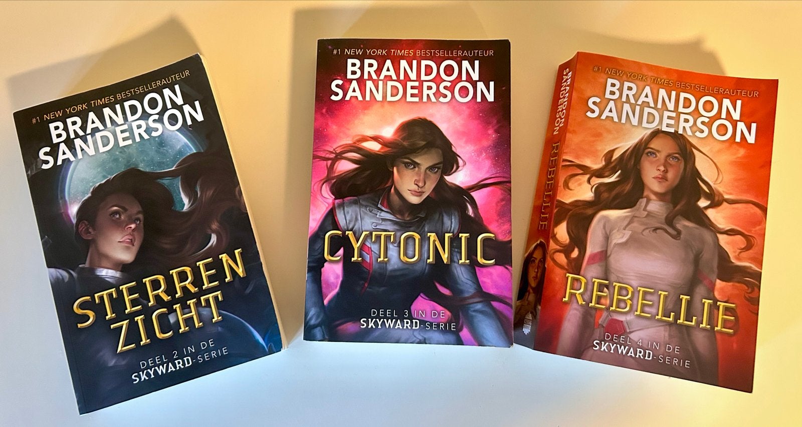 Brandon Sanderson - Skyward Serie (Deel 2, 3, 4), Ophalen of Verzenden, Zo goed als nieuw