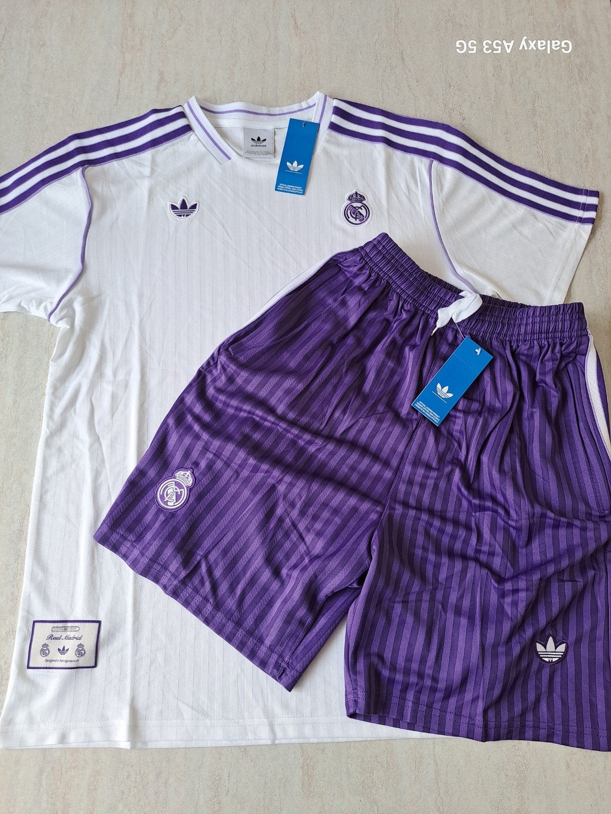Real Madrid Terrace Icons Set - Nieuw & Ongedragen (XL), Ophalen of Verzenden, Nieuw, Shirt
