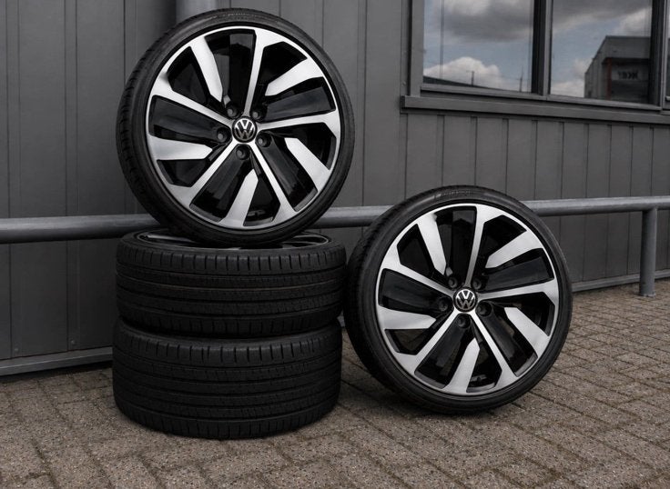 19” inch VW Arteon R Line Montevideo velgen met banden, Banden en Velgen, Personenwagen, Zomerbanden, Ophalen