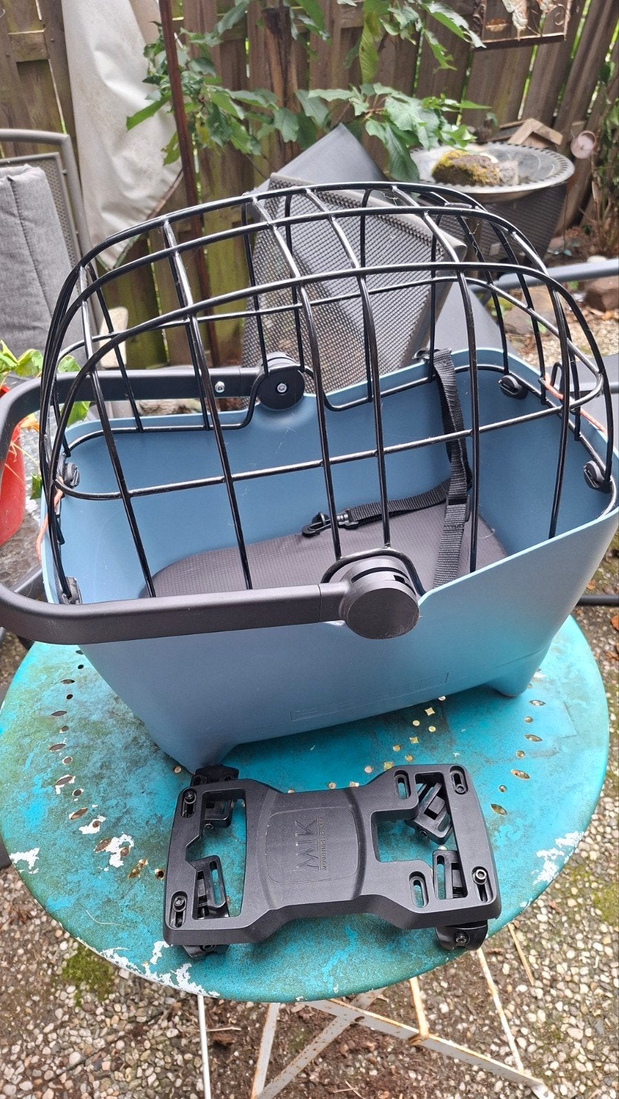 Basil fietsmand voor kleine honden/katten met MIK systeem, Ophalen, Zo goed als nieuw, Fietsmand, Basil