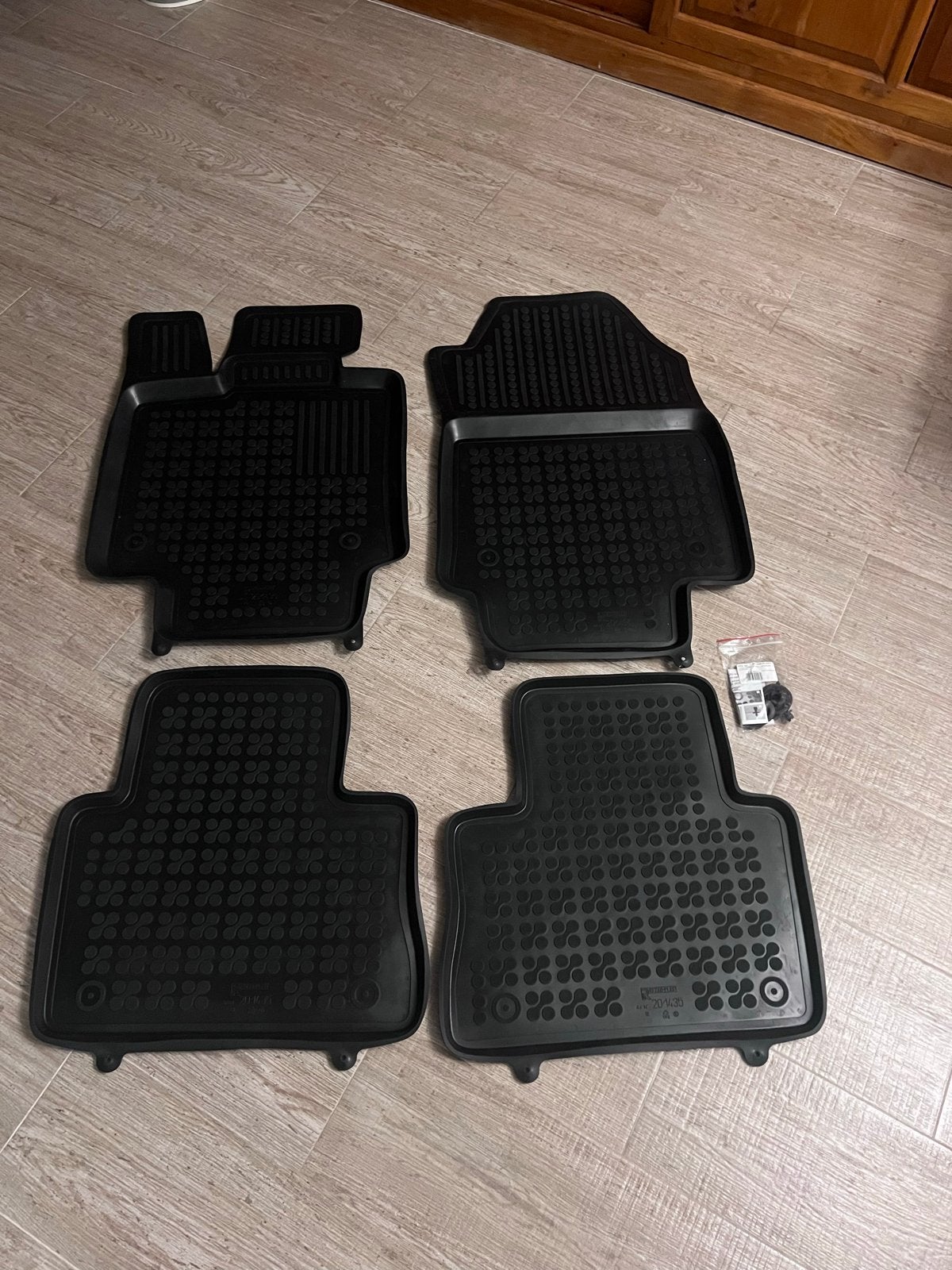 Rubberen automatten set - 4 stuks, Ophalen, Nieuw
