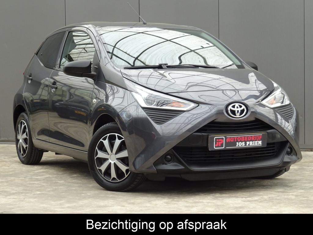 Toyota Aygo 1.0 VVT-i x-fun * EXTRA GETINT GLAS * VOLLE TANK, Voorwielaandrijving, Stof, Gebruikt, Euro 6