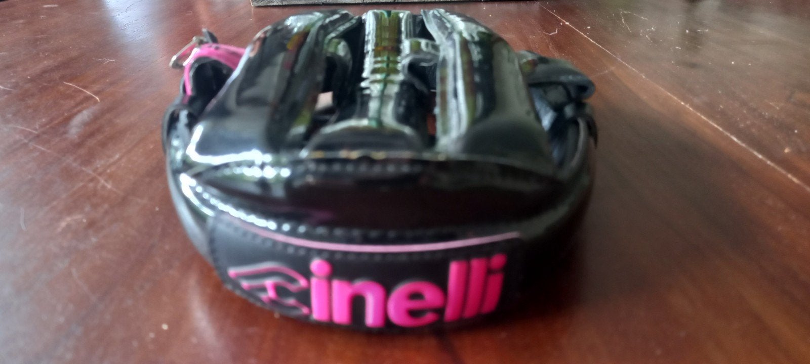 Zeer gave Cinelli Lederen klassieke worstenhelm, Ophalen of Verzenden, Zo goed als nieuw