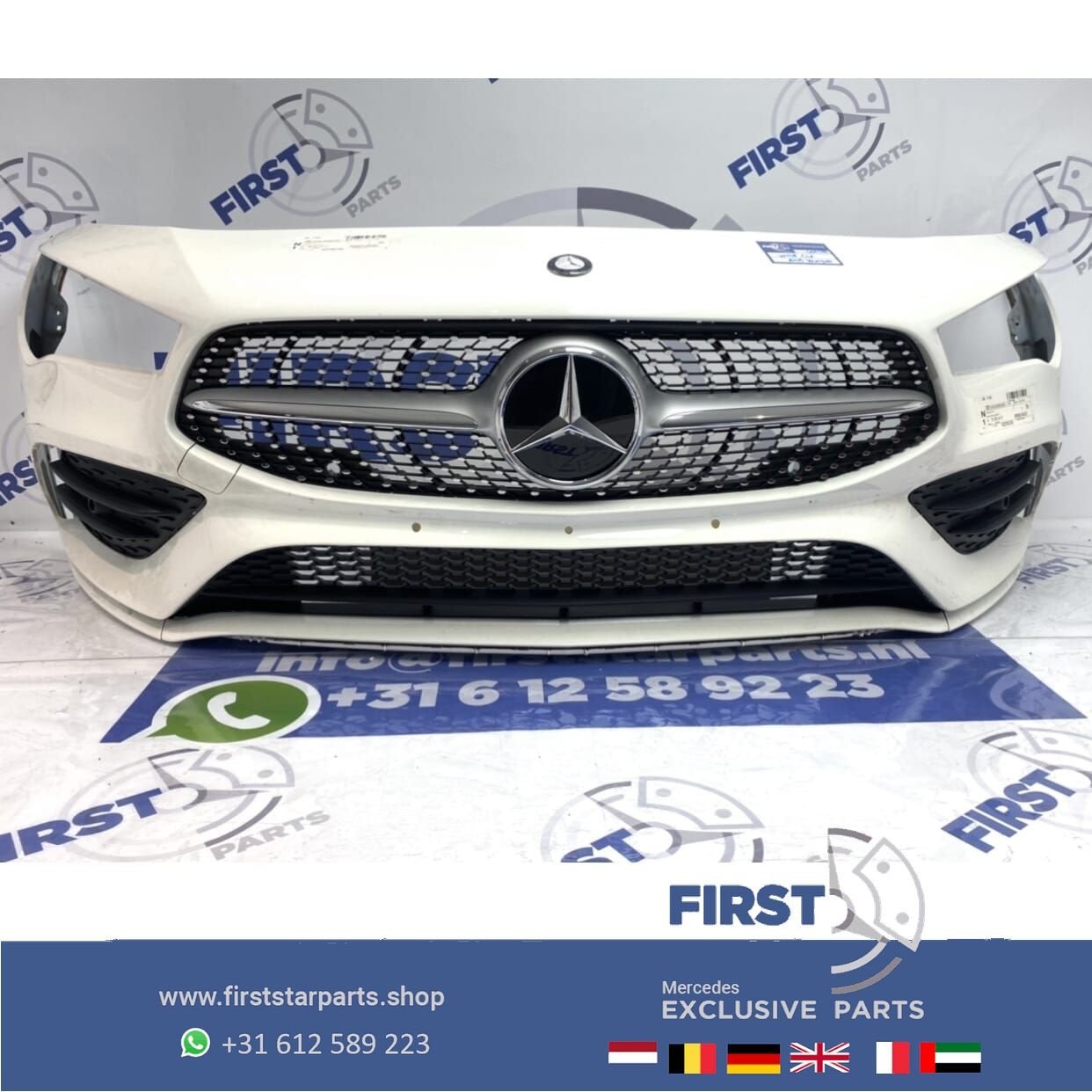 W118 C118 CLA AMG VOORBUMPER WIT + DIAMOND GRIL 2018-2023 or, Auto-onderdelen, Gebruikt, -, Voor, Ophalen of Verzenden