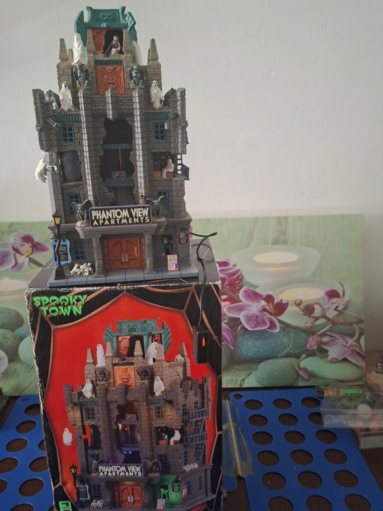 Lemax Spooky Town Phantom View Apartments Halloween, Ophalen of Verzenden