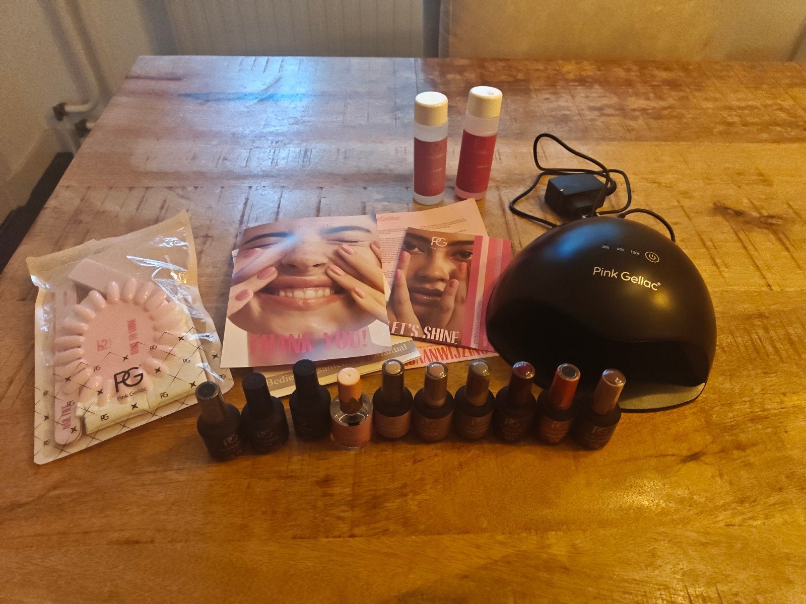 Pink Gellac set met diverse kleuren en benodigdheden, Sieraden, Tassen en Uiterlijk, Uiterlijk | Cosmetica en Make-up, Overige kleuren
