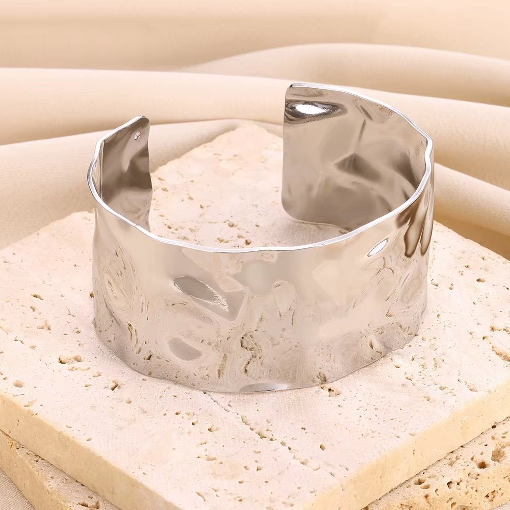 Brede Gevormde Zilverkleurige Open Manchet Dames Armband, Verzenden, Nieuw, Zilver, Staal