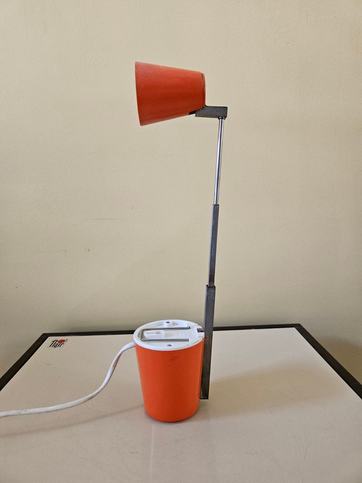 Oranje telescoop lampje - Vintage met schade, Huis en Inrichting, Gebruikt, Kunststof, Ophalen of Verzenden, Oranje
