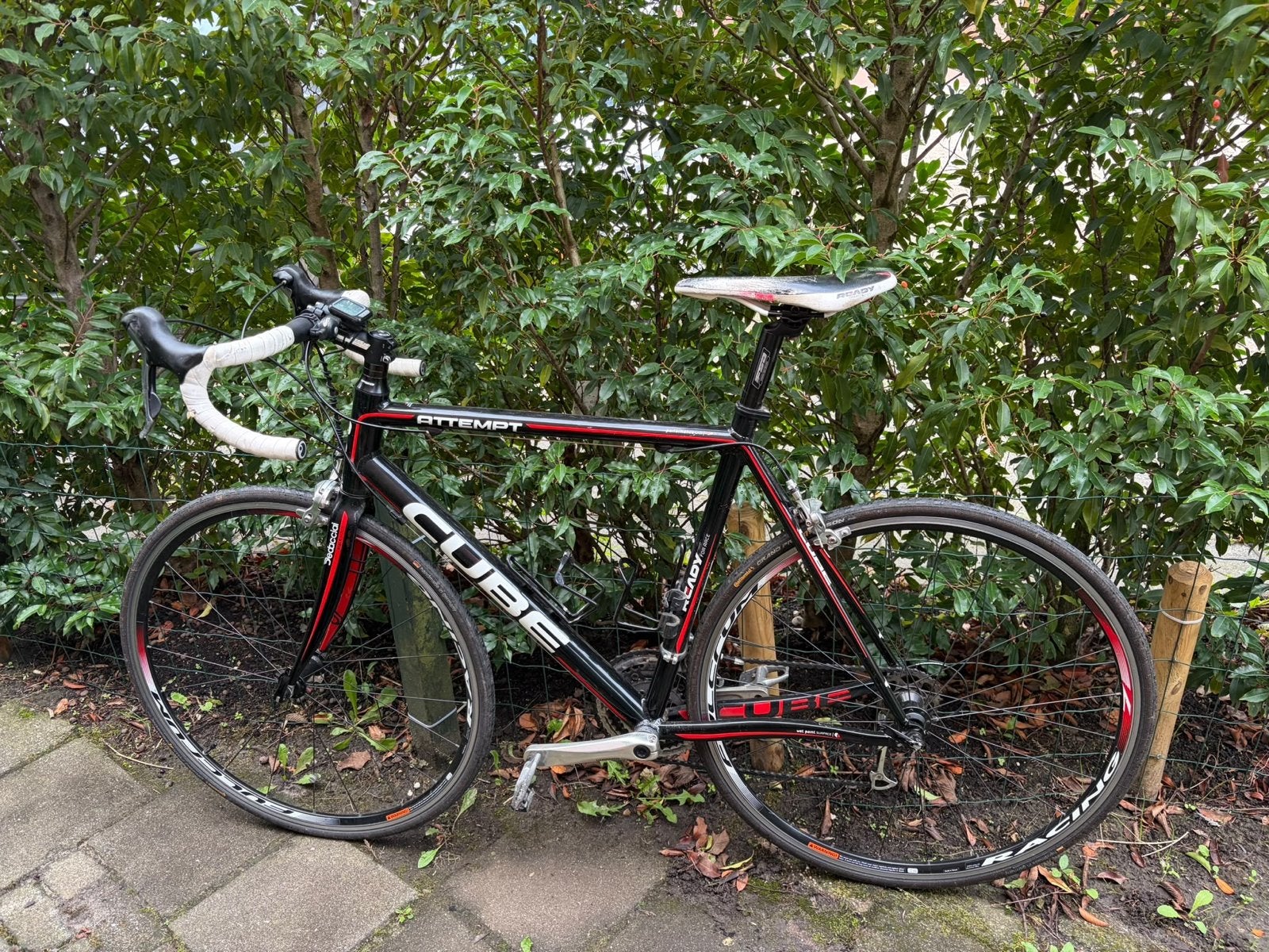 Cube Attempt racefiets - Zwart/Rood, 28 inch, Gebruikt, Aluminium, Meer dan 20 versnellingen