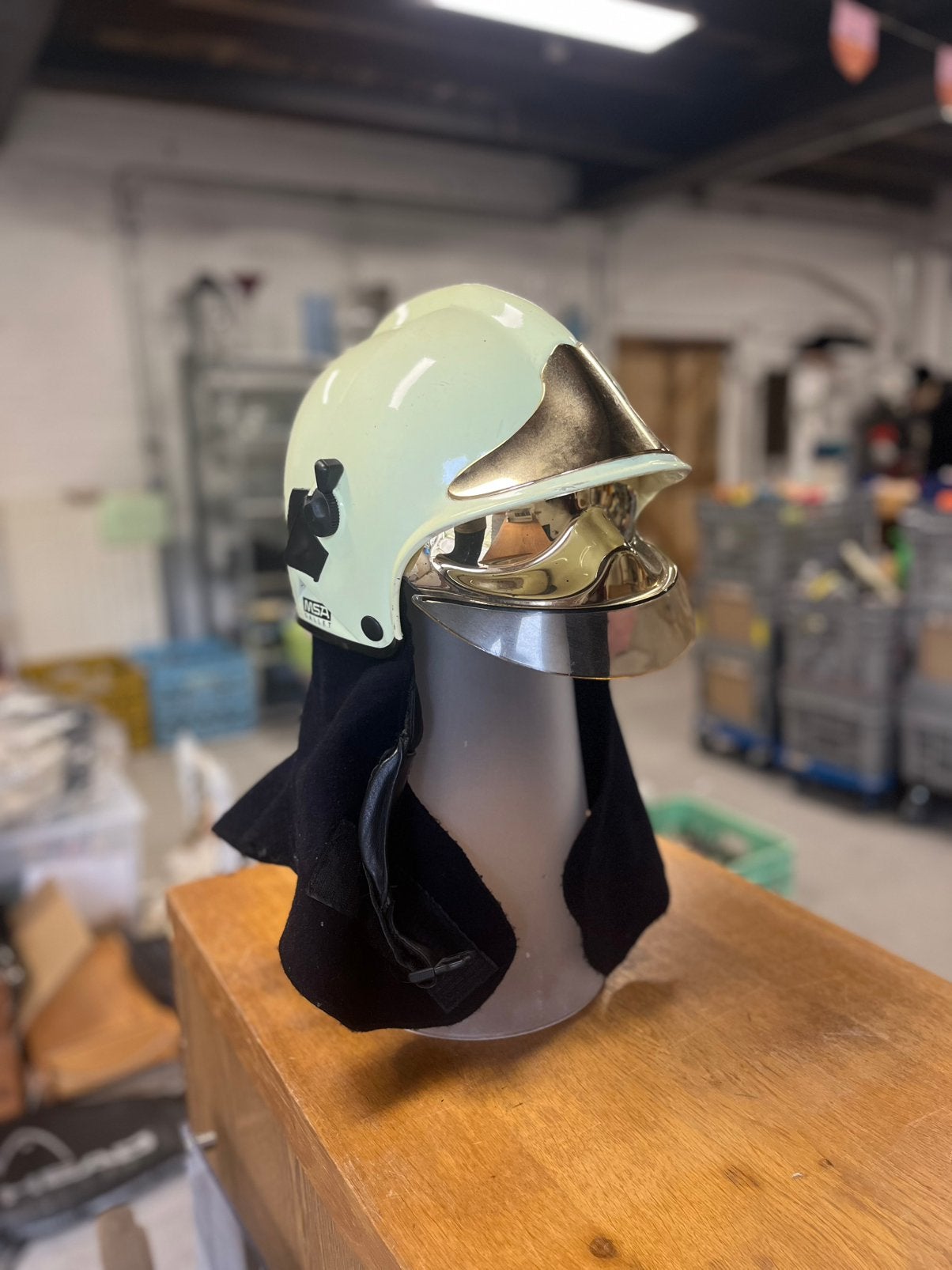 Originele MSA Gallet F1 Brandweerhelm Wit met Vizier, Ophalen, Met vizier, A, A