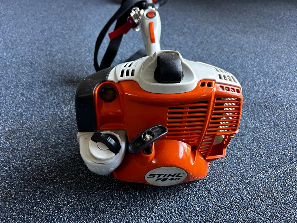 Stihl FS 40 Benzine Bosmaaier Kantentrimmer, Ophalen, Zo goed als nieuw, 30 tot 50 cm, Benzine