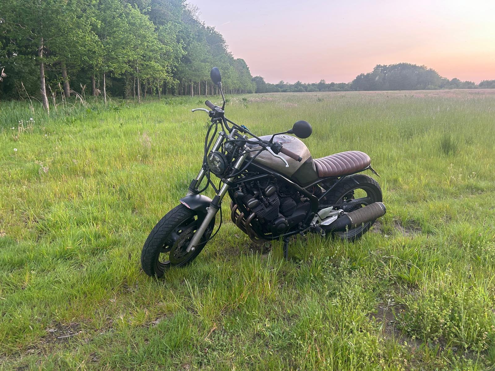 Yamaha XJ600 caferacer  ***Prijs verlaagd!!***, Motoren, Gebruikt, Particulier, 600 cc, 12 t/m 35 kW