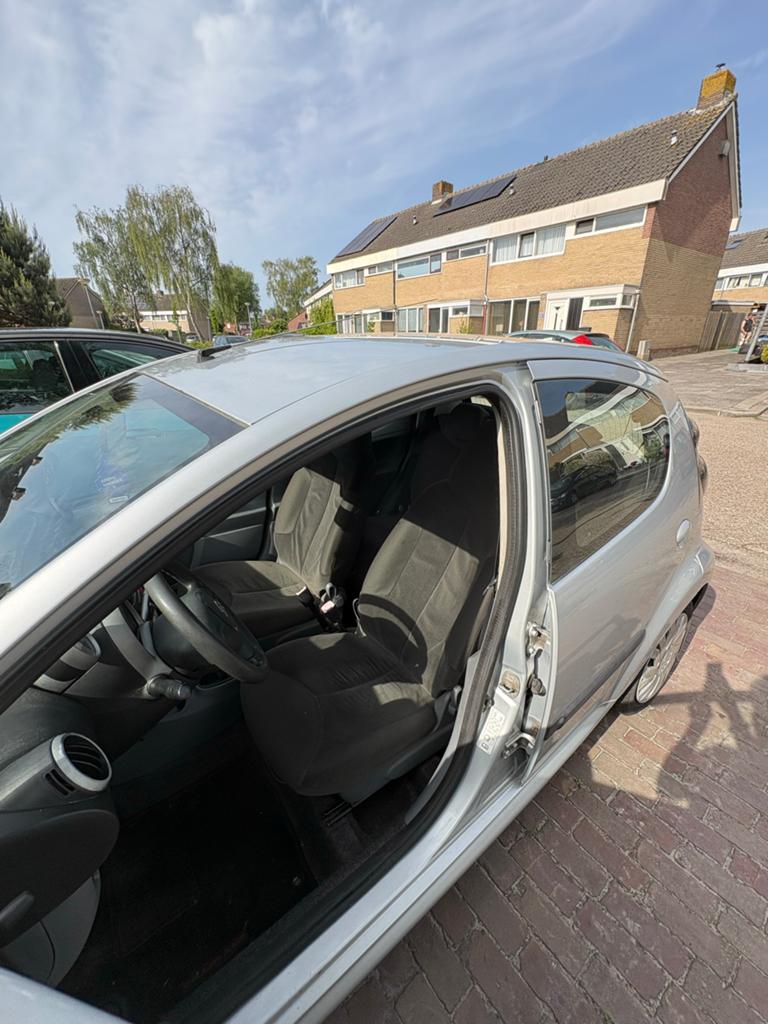 Citroën C1 1.0 5-DRS 2006 Grijs, Auto's, Citroën, Particulier, C1, Airbags, Bluetooth, Centrale vergrendeling, Elektrische ramen