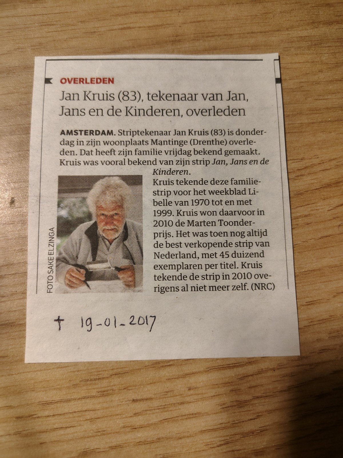 Krantenknipsel overlijden Jans Kruis 2017, Eén stripboek, Ophalen of Verzenden, Zo goed als nieuw