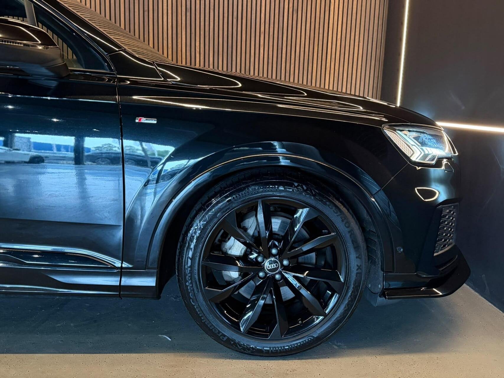 Foto 10 van Audi Q7 55 TFSI Quattro SQ7 uitv|7Pers|B&O|Pano|360|Matrix|