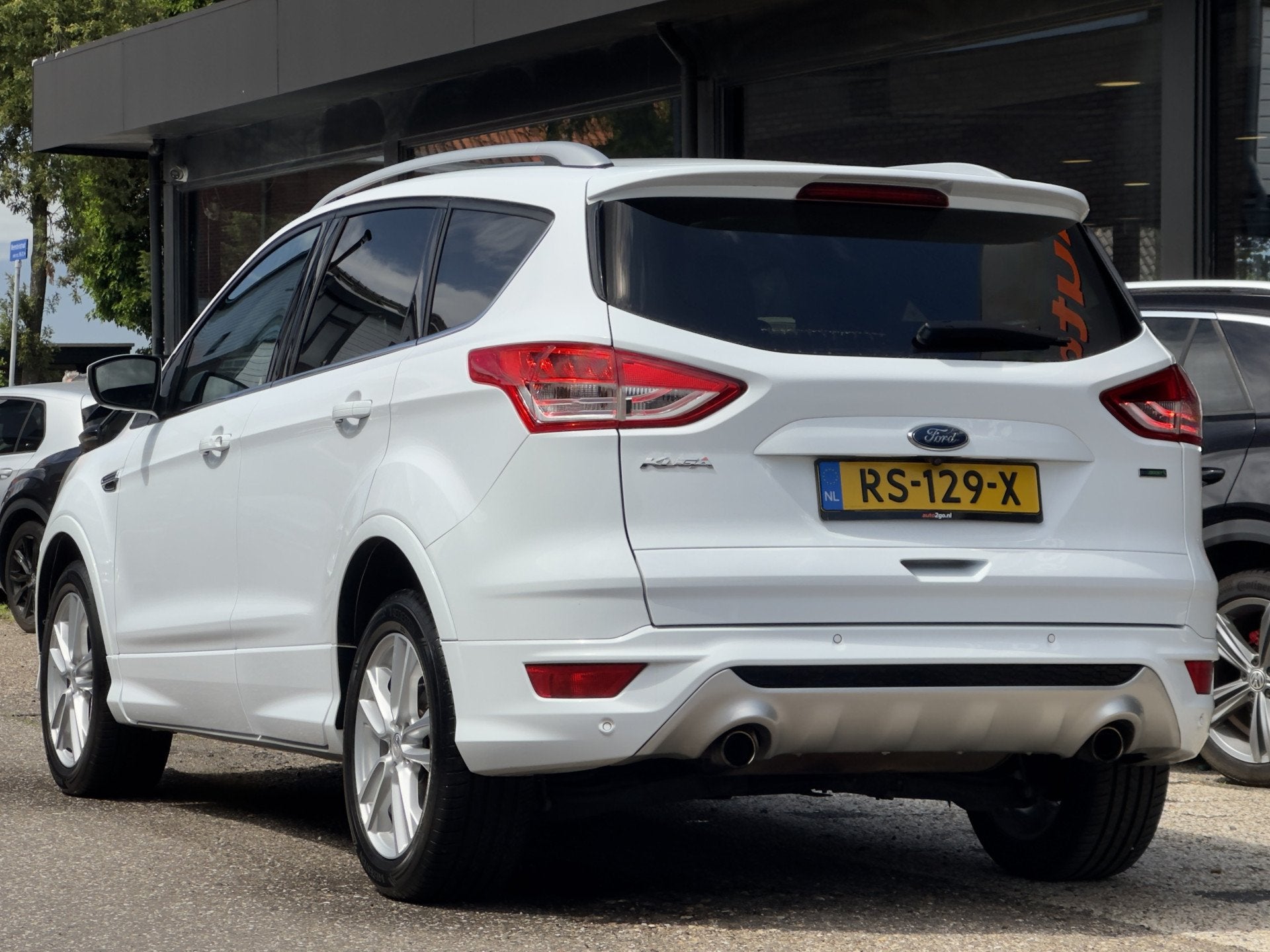 Ford Kuga 1.5 AUT6 TITANIUM STYLING PACK PANODAK VOL-LEDER N, Automaat, 4 cilinders, 1586 kg, Wit