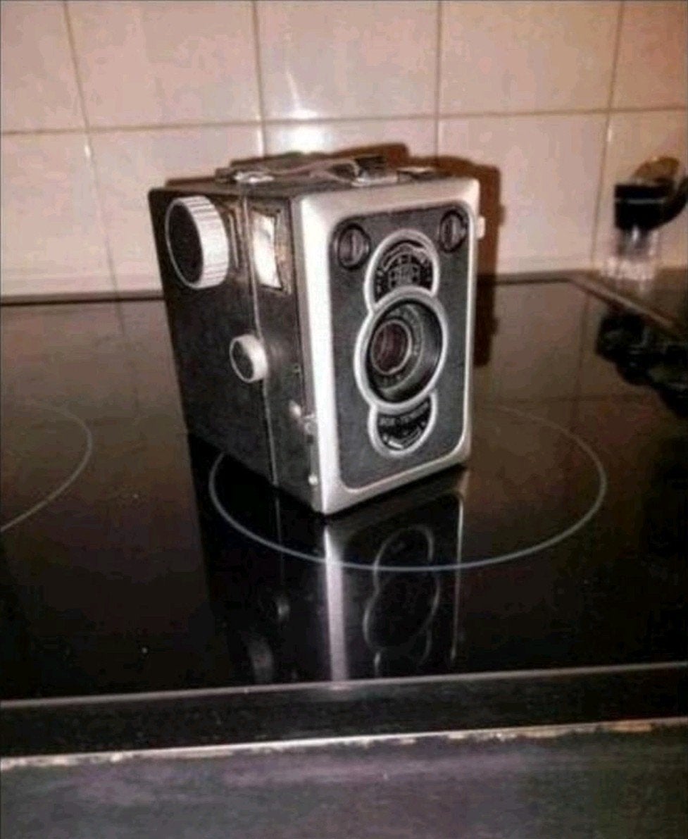 Zeis ikon box-tengor camera vintage retro Zoldervondst
Ikon, Ophalen of Verzenden, Gebruikt, Overige Merken