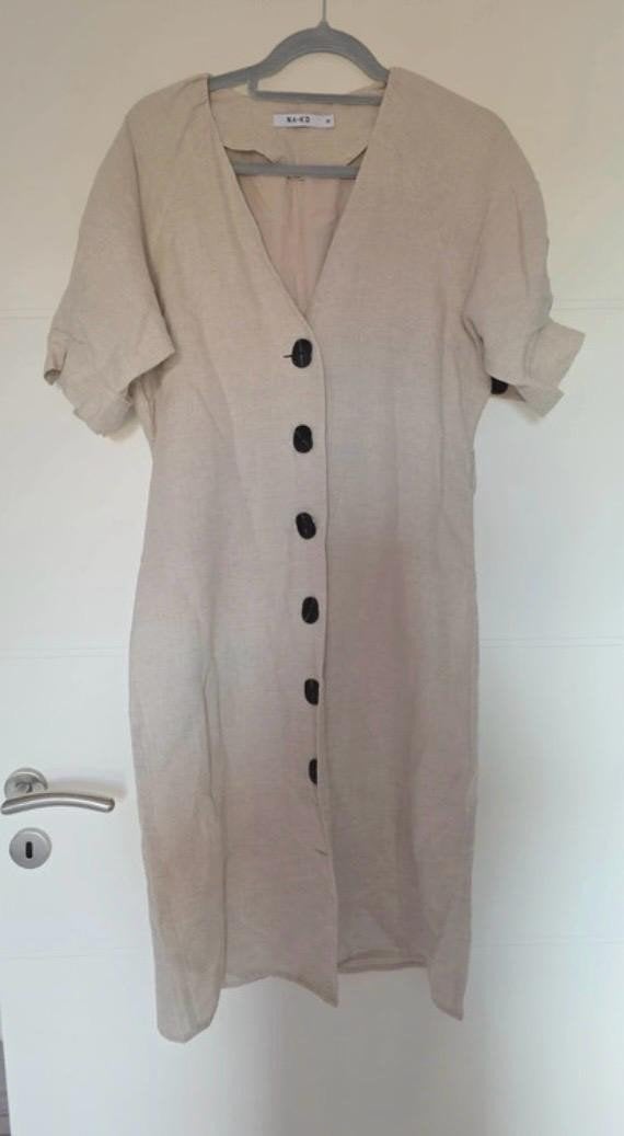 Gevoerde linnen jurk van NA_KD maat m, Kleding | Dames, Jurken, Maat 38/40 (M), NA-KD, Beige, Ophalen of Verzenden