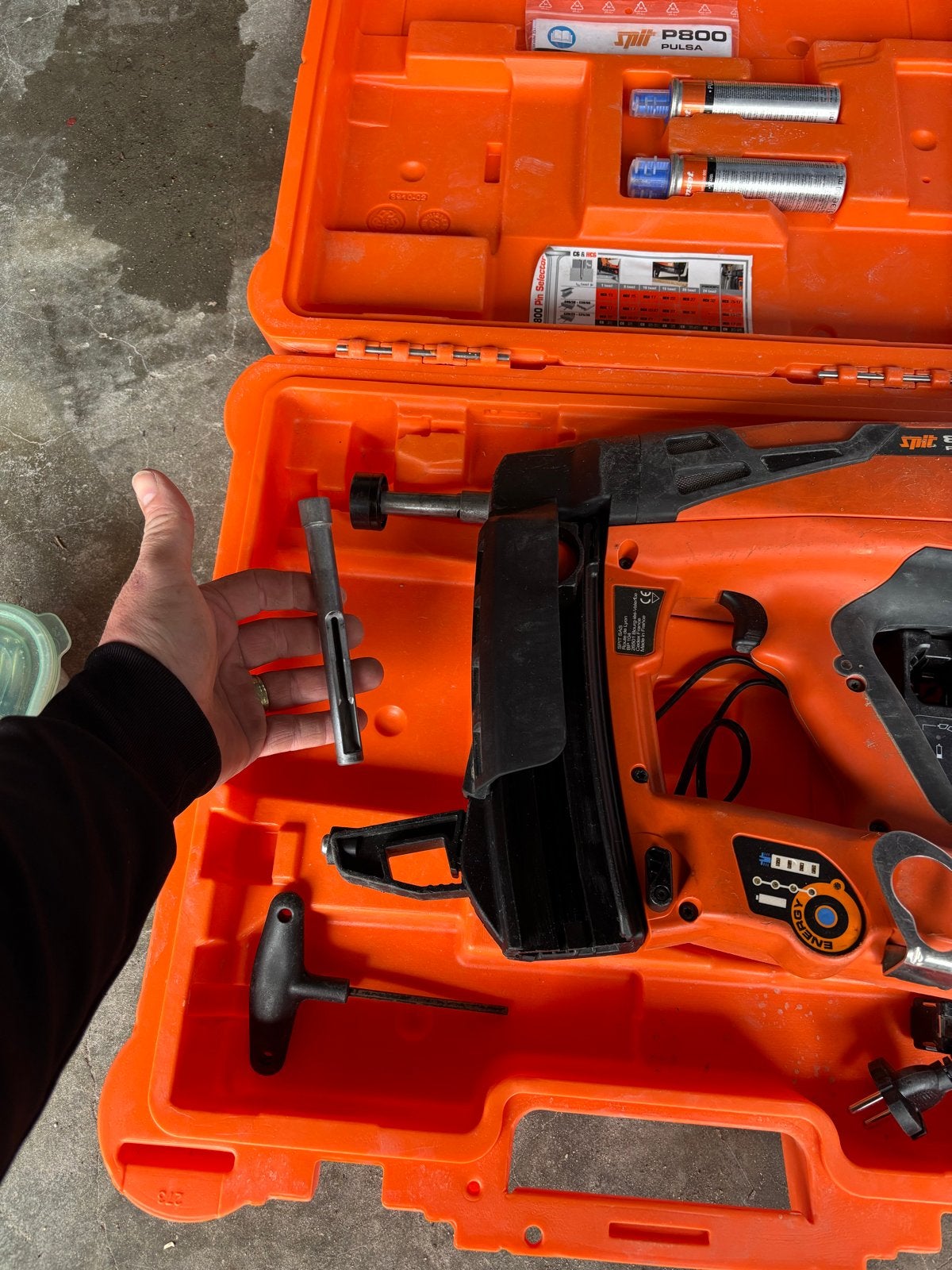 Spit Pulsa 800P tacker met toebehoren, Ophalen, Gebruikt, Tacker/nietmachine, Overige merken