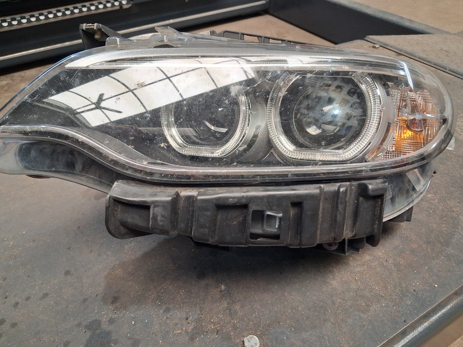 Bi xenon koplamp bmw 218i, Auto-onderdelen, Verlichting, Ophalen of Verzenden, BMW